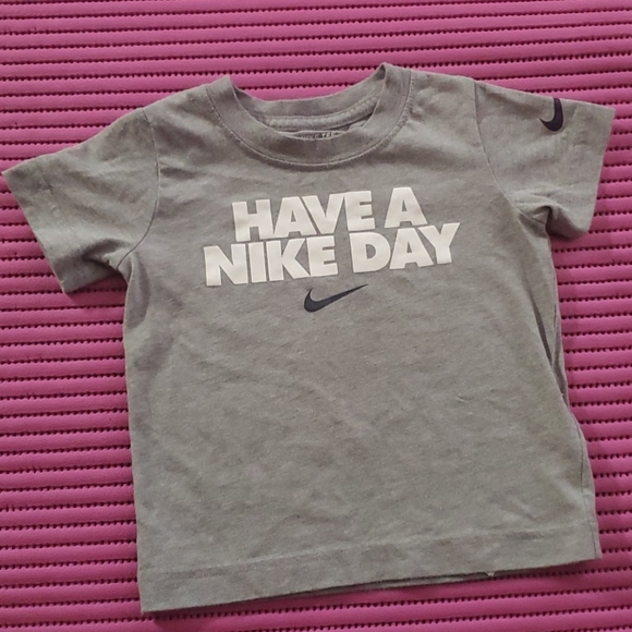 Toddler Nike T-Shirts - Picture 3 of 5